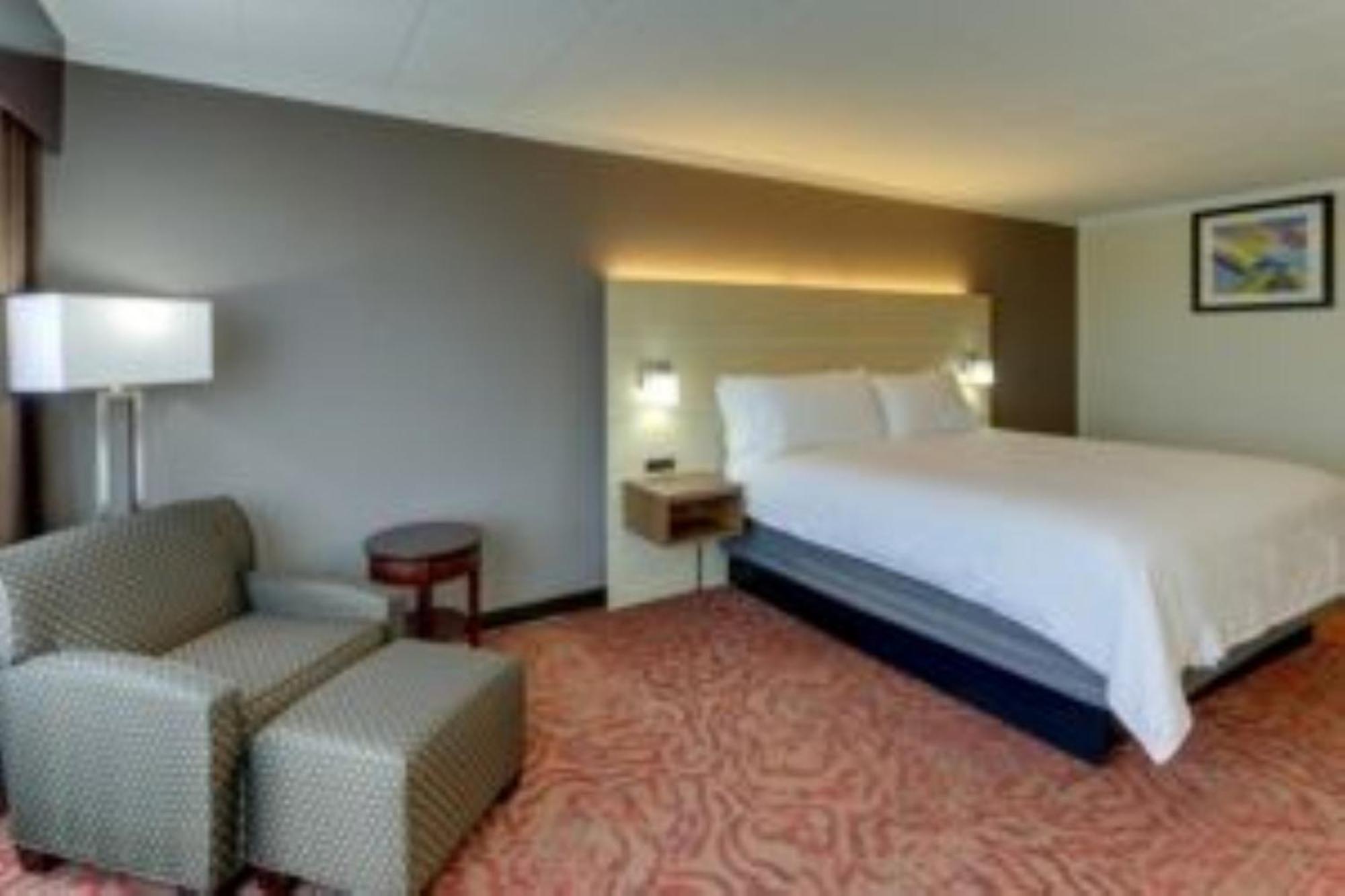 Holiday Inn Express & Suites - Smithfield/Selma, An Ihg Hotel Exterior photo